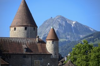 Les faits se sont déroulés à la rue de la Berra à Bulle (image prétexte).